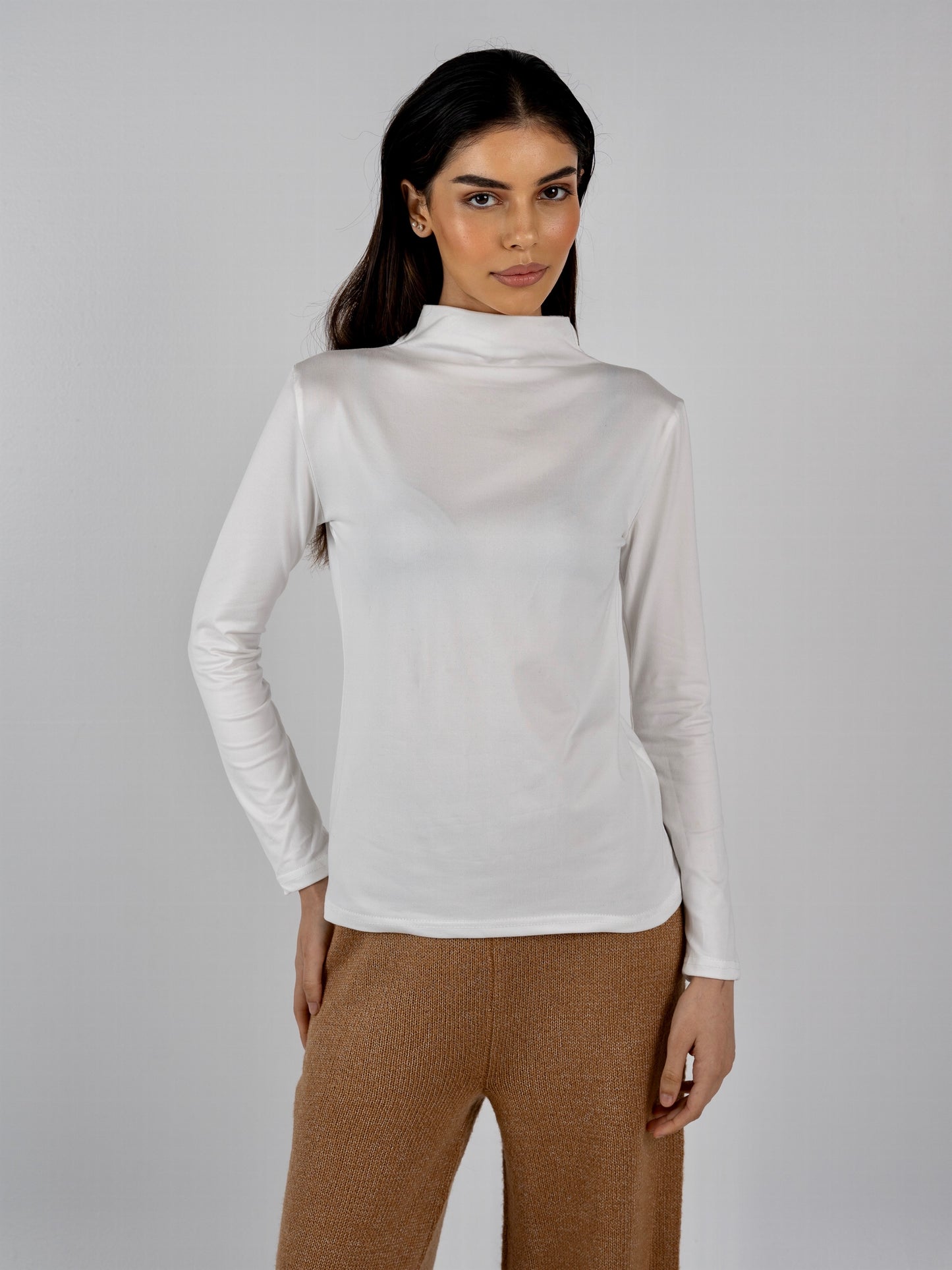 BASIC HIGH NECK TOP